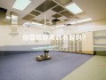 你喜欢穿素色衣服吗？